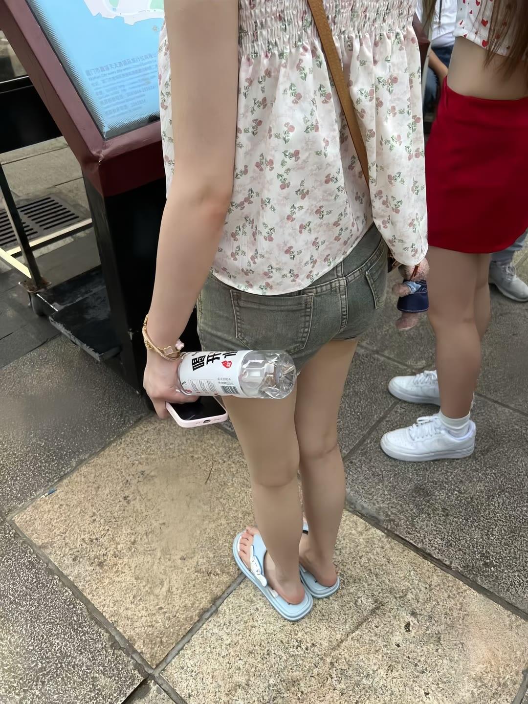 街拍女人[23P]