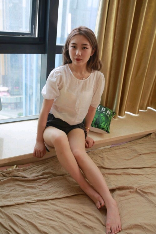 有几个吊钟大乳不错[120P]