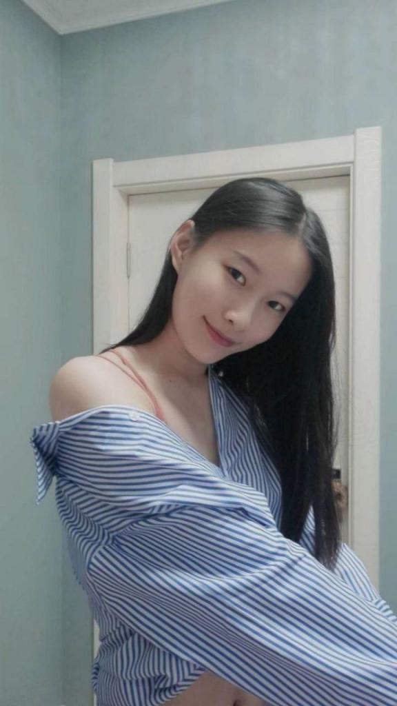 [小母狗] 大学生 -  鲜嫩美穴[100P]