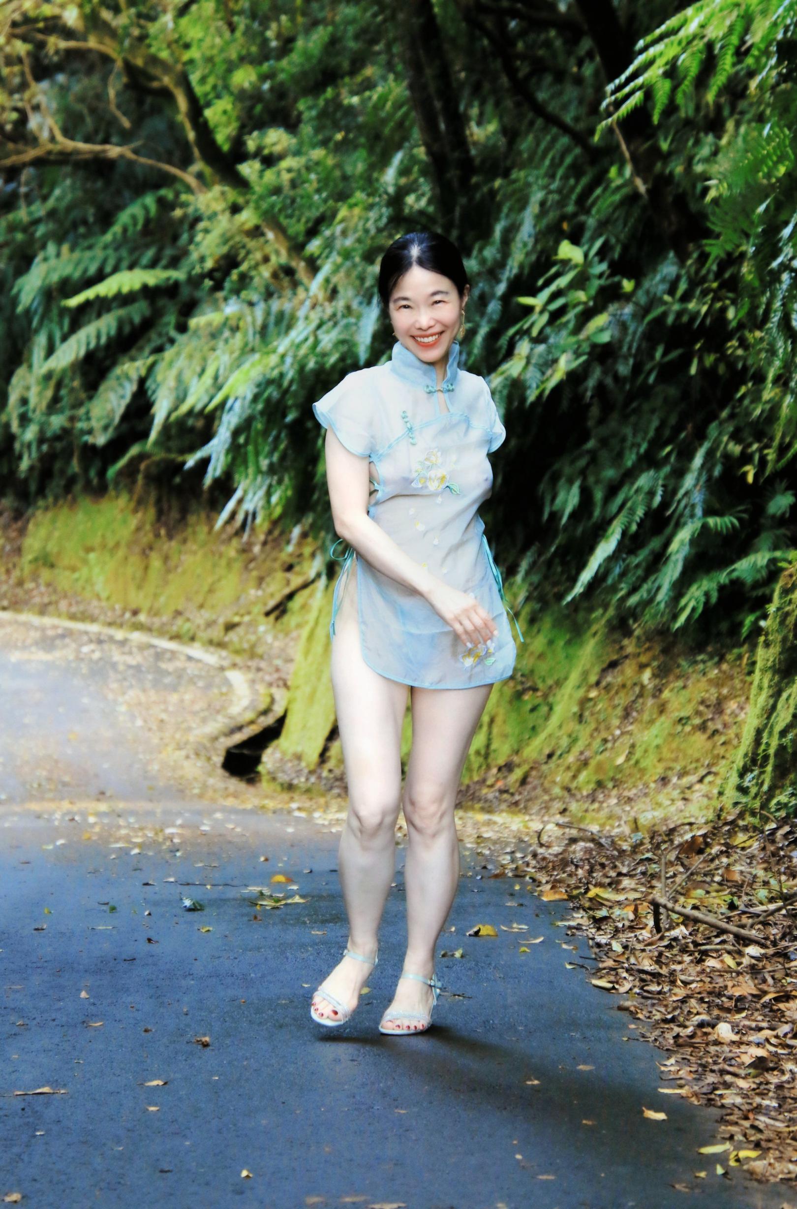 骚姐外出