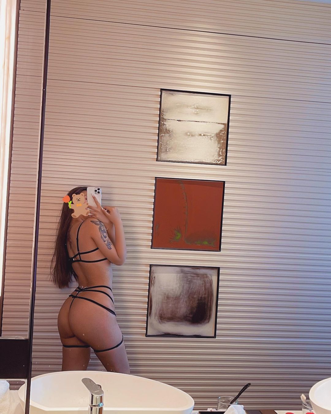美女洁己媚态极致