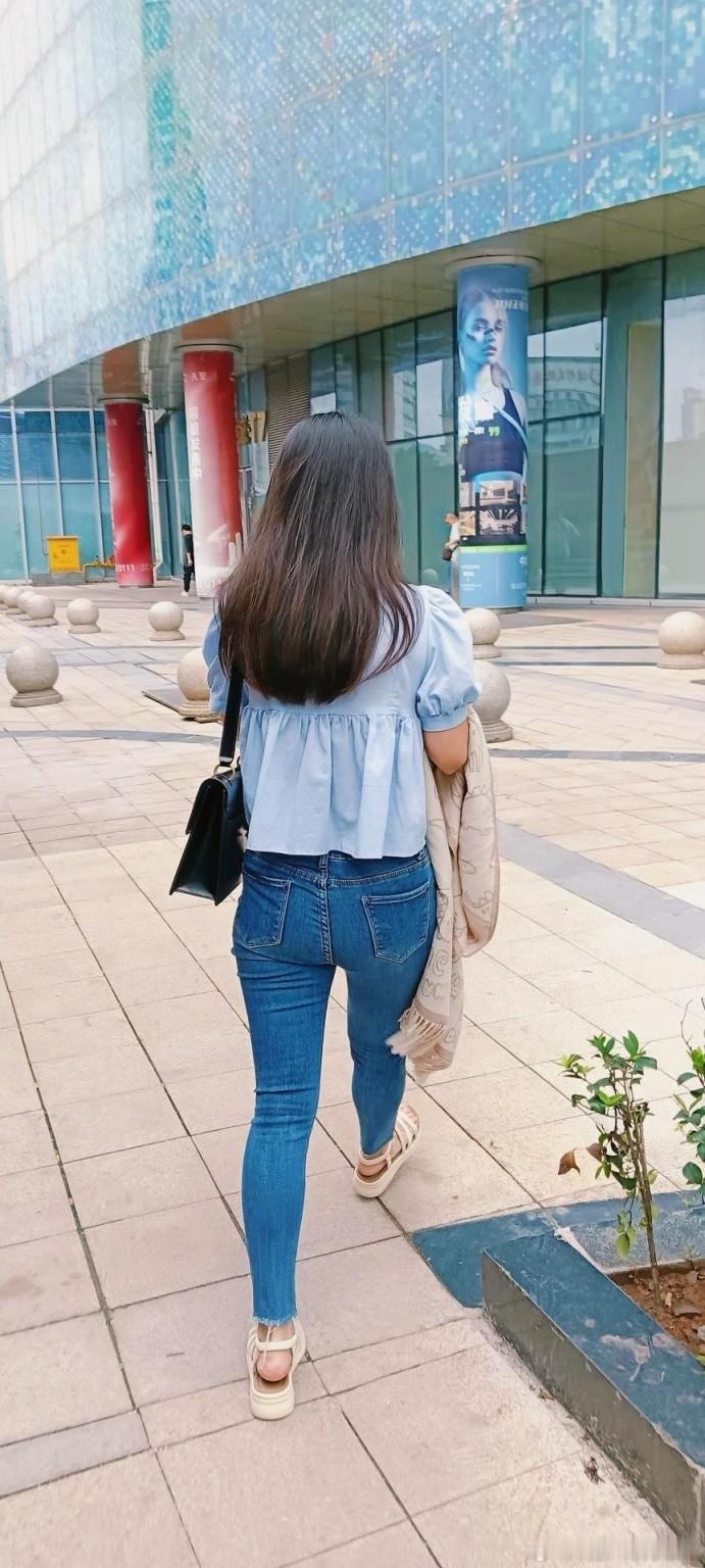 街拍牛仔裤