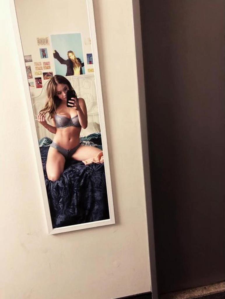 悉尼妹Sydney Sweeney的一些大尺度照片