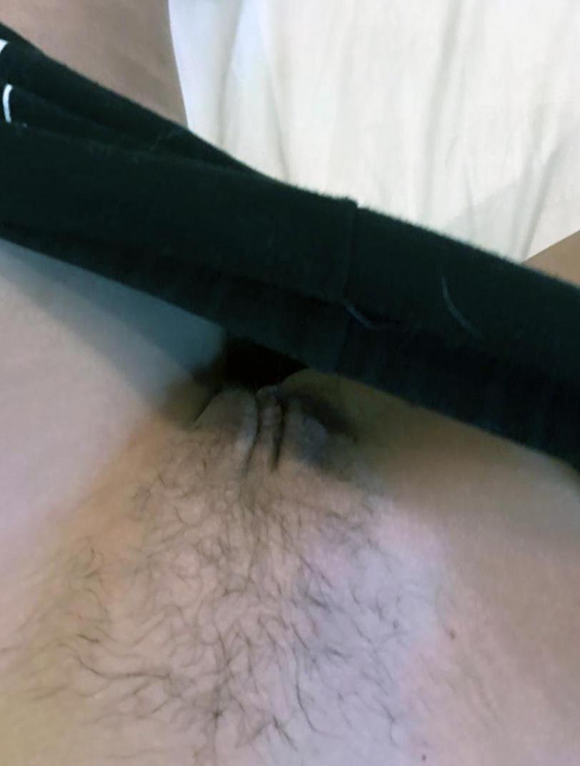 老佛爷的偏爱，《暮光之城》女主克里斯汀·斯图尔特的一些大尺度照片