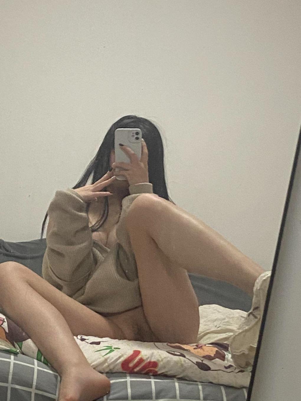 在镜子面前拍穴给你看，收藏多年的个人癖好