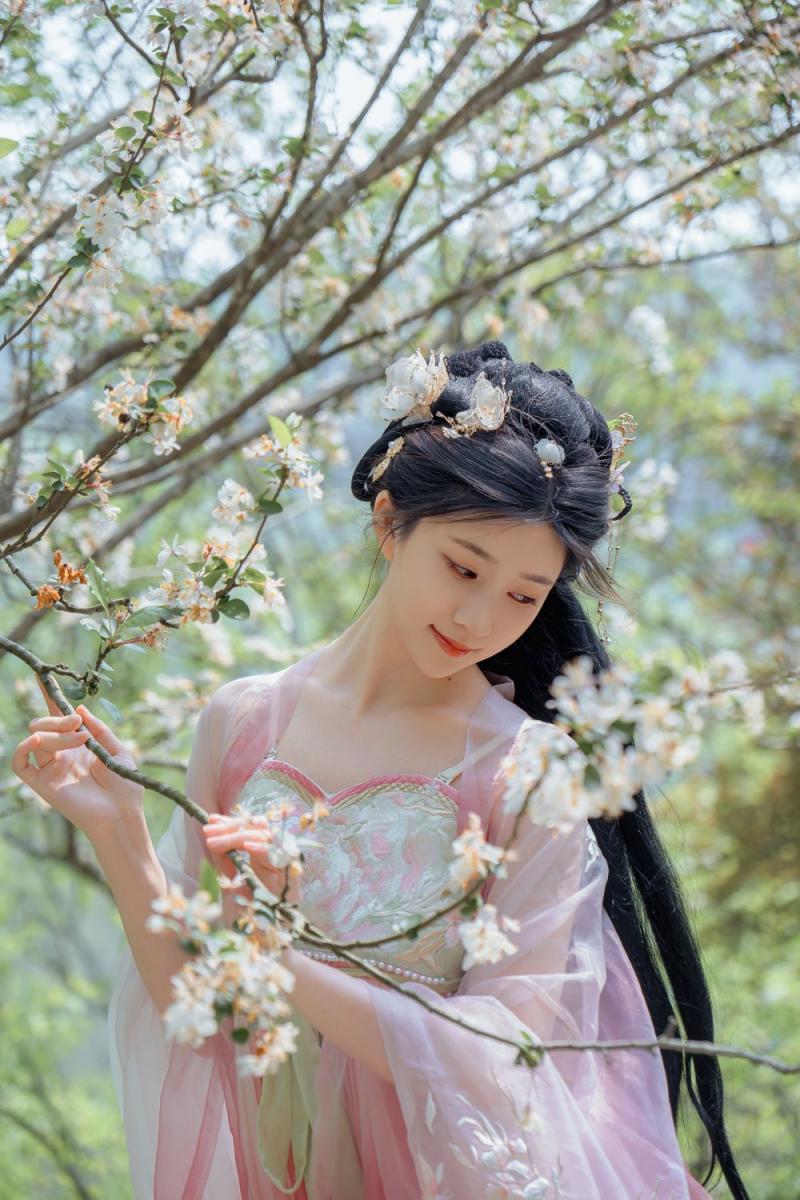 极品美乳古装妹子 20250724