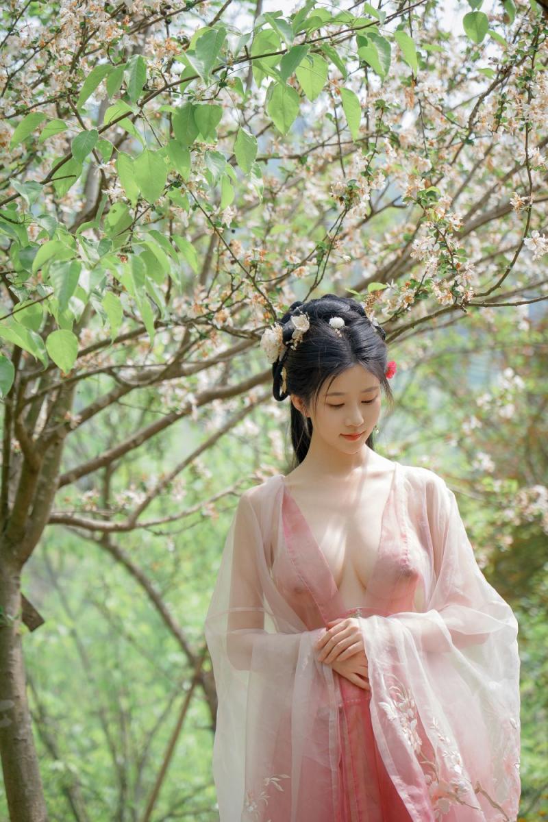极品美乳古装妹子 20250724
