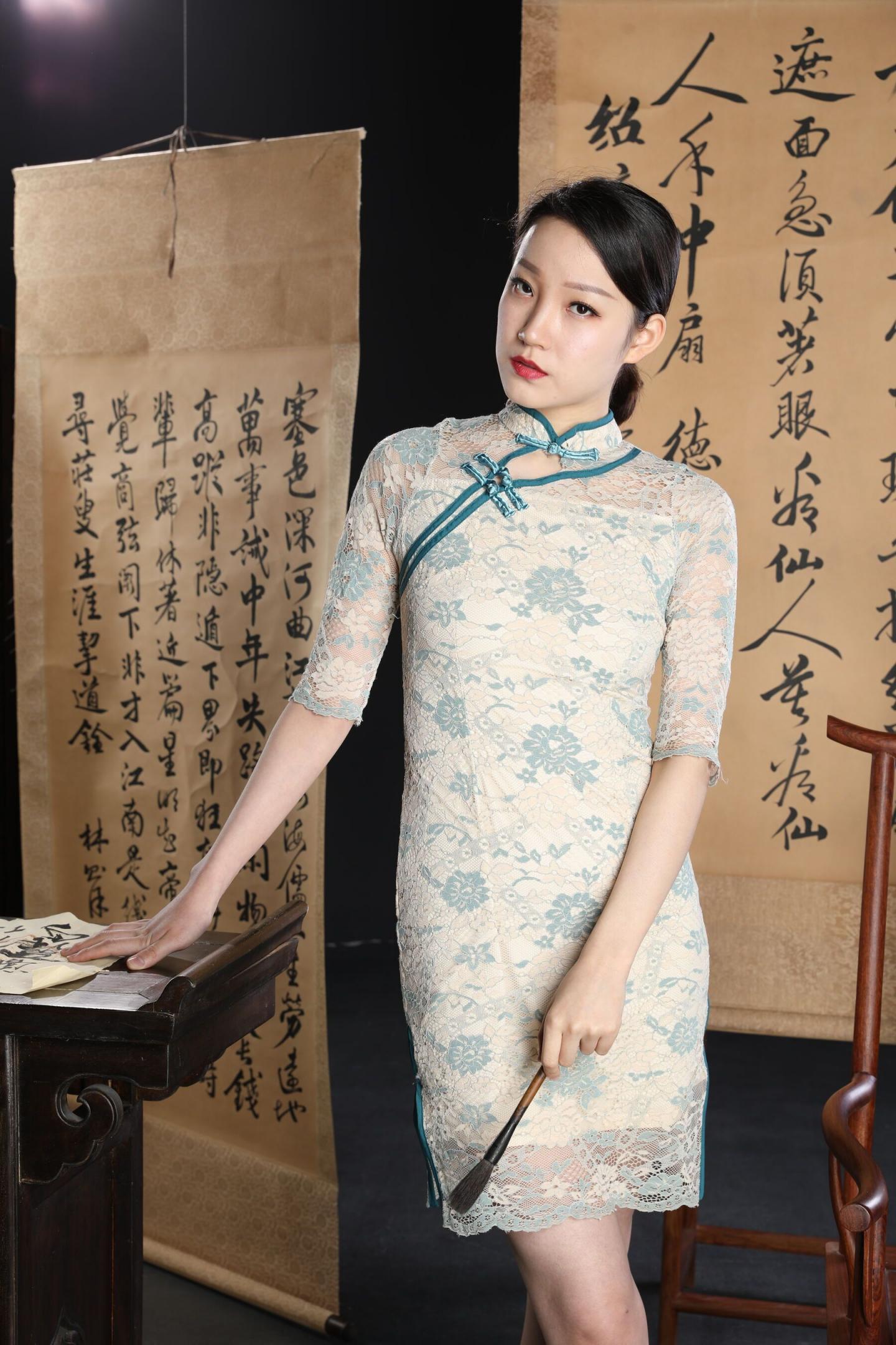 甚是美妙的极品旗袍小姐姐