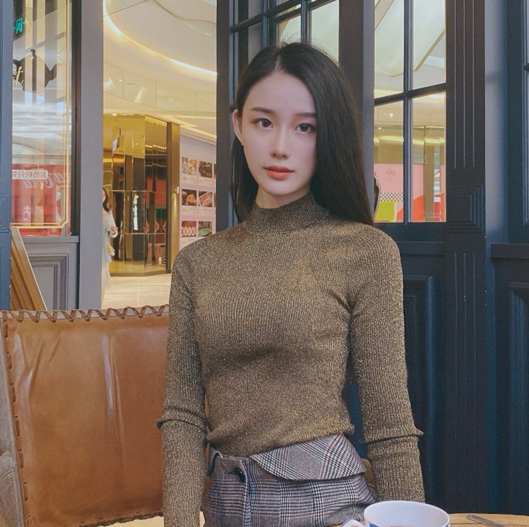 兔宝妮翘臀杨柳腰风情写真[20250801]