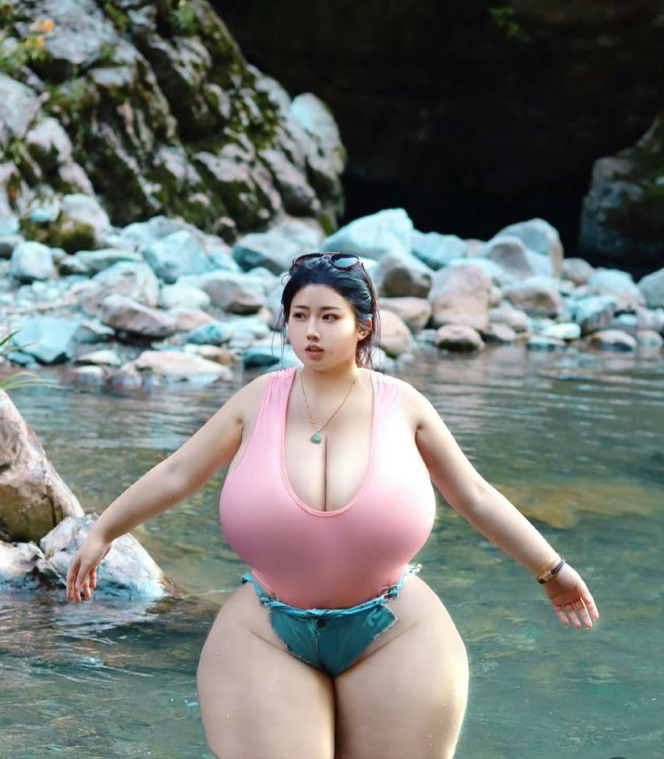 XXXXL的国女——皮神pisheneva（一）