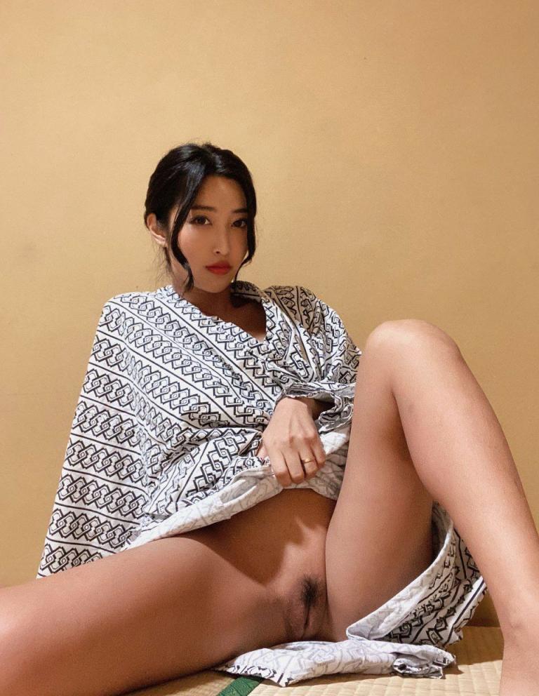 搜集的妹子图片-逼脸同框图片