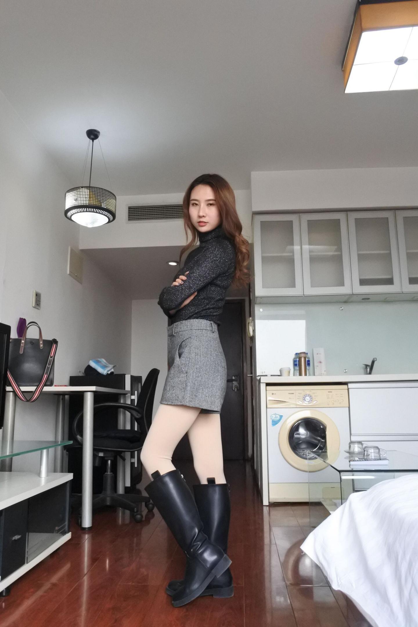 良家肉丝厚打底非常的诱惑