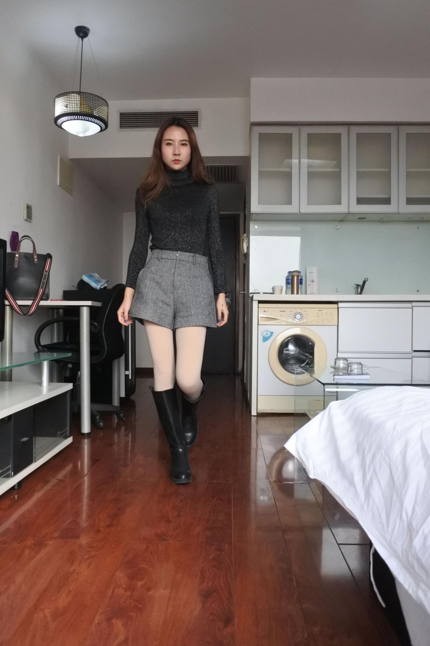 良家肉丝厚打底非常的诱惑