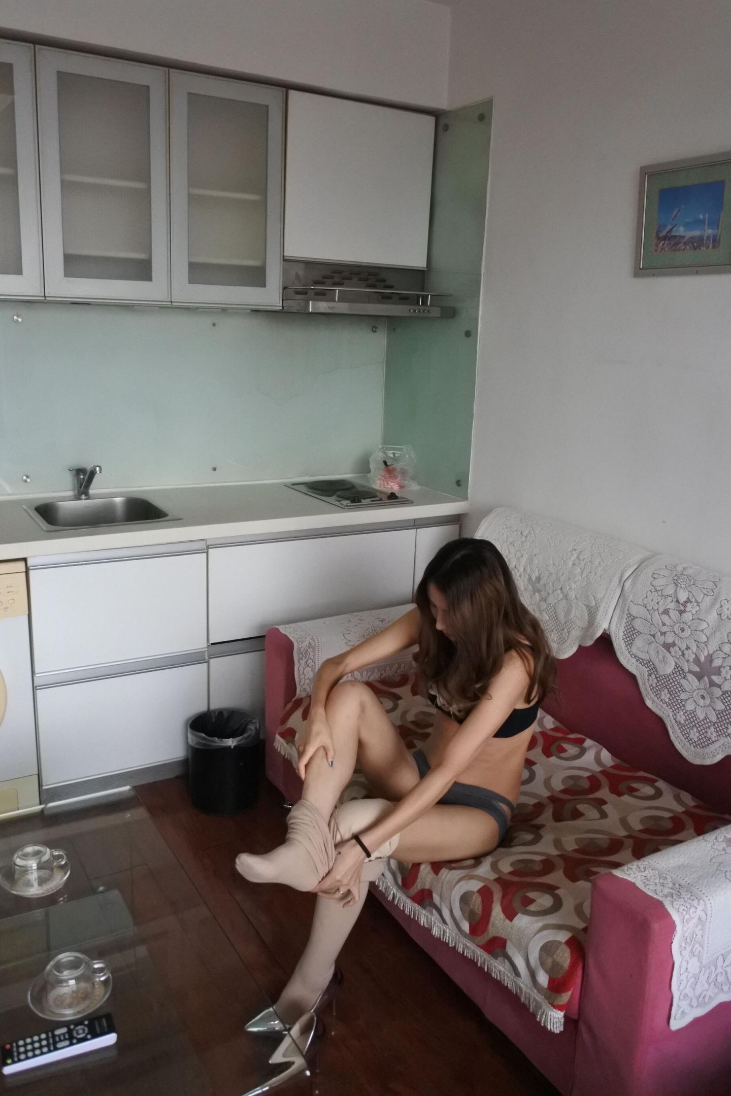 良家肉丝厚打底非常的诱惑