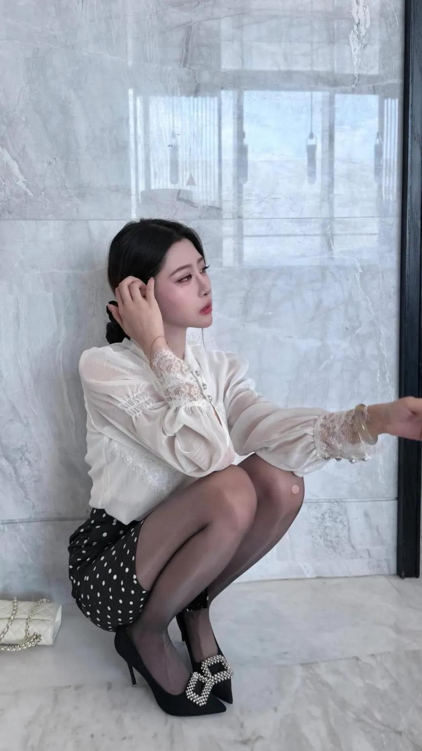 身材高挑的小姐姐