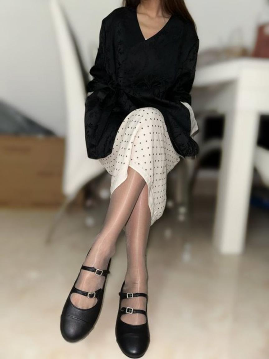 丝袜无内的诱惑