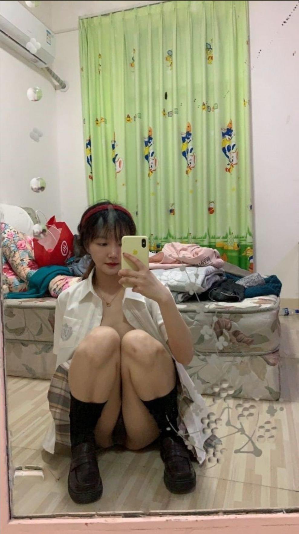 古灵精怪的妹子们 搜集的妹子图片