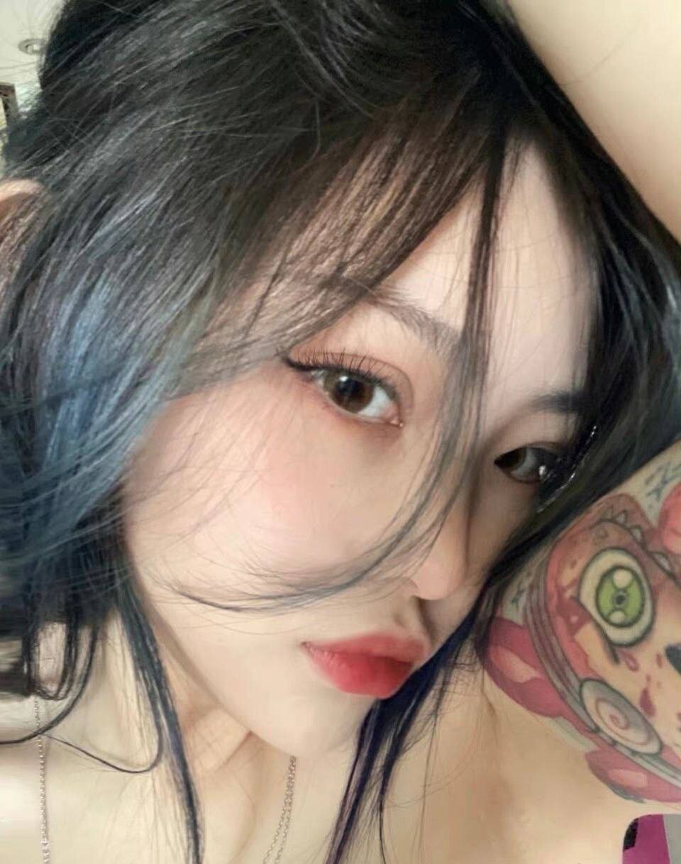 第一刊，露脸反差婊