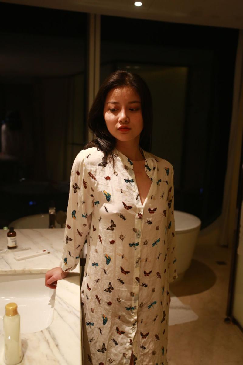 睡衣妹子看上去超纯