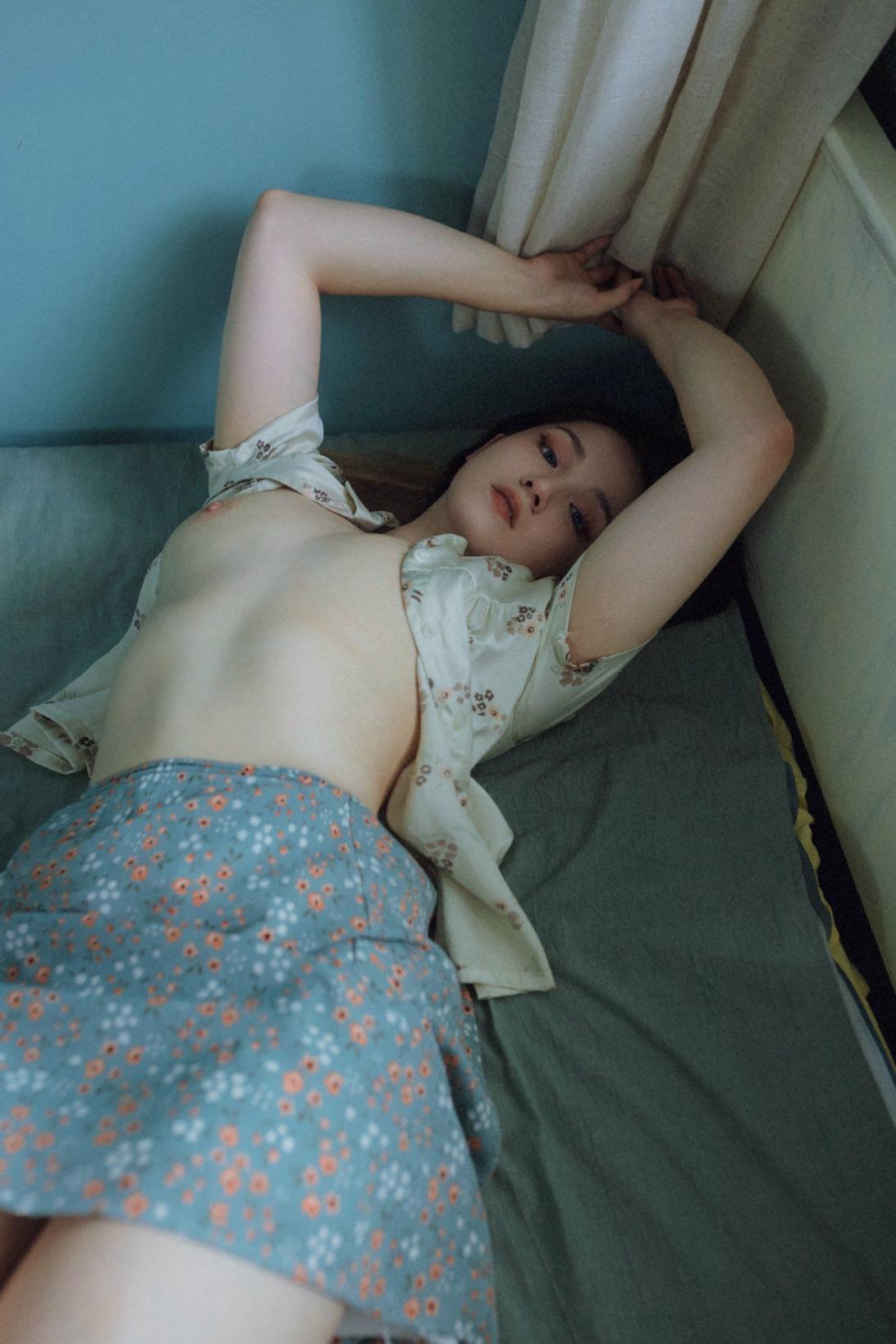 搜集的妹子图片-雪白