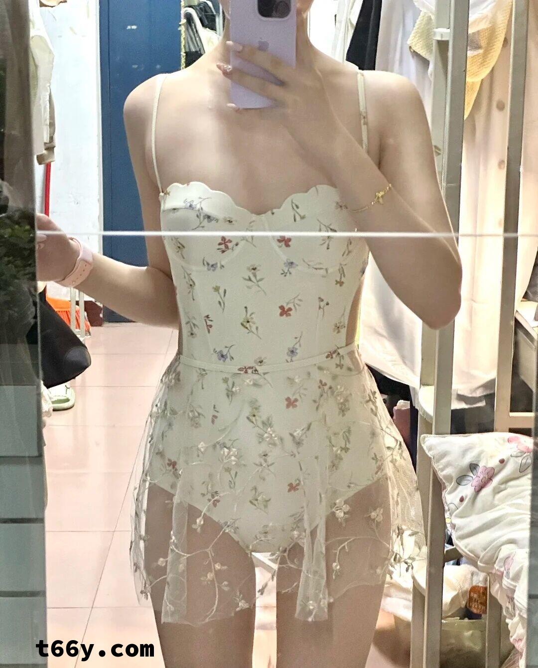 推特上年轻骚气的肉体