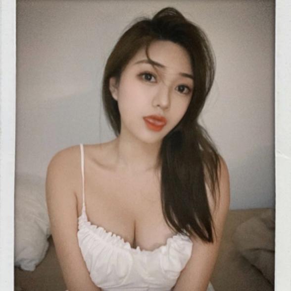 放假你们就偷偷看美女吧