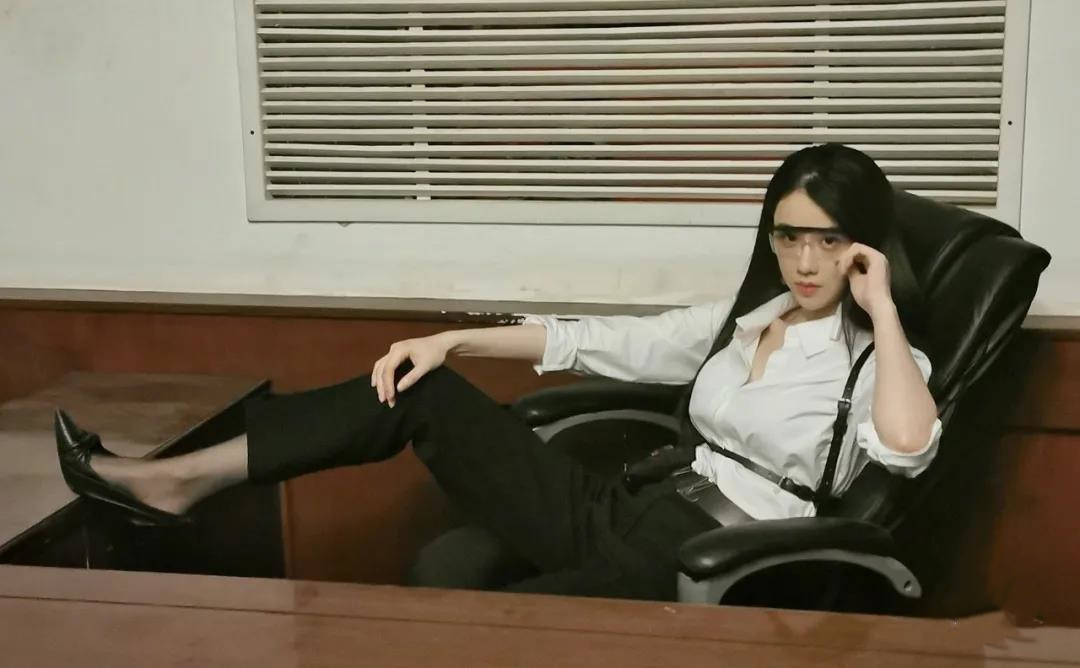 国内ASMR第一腿轩子巨2兔