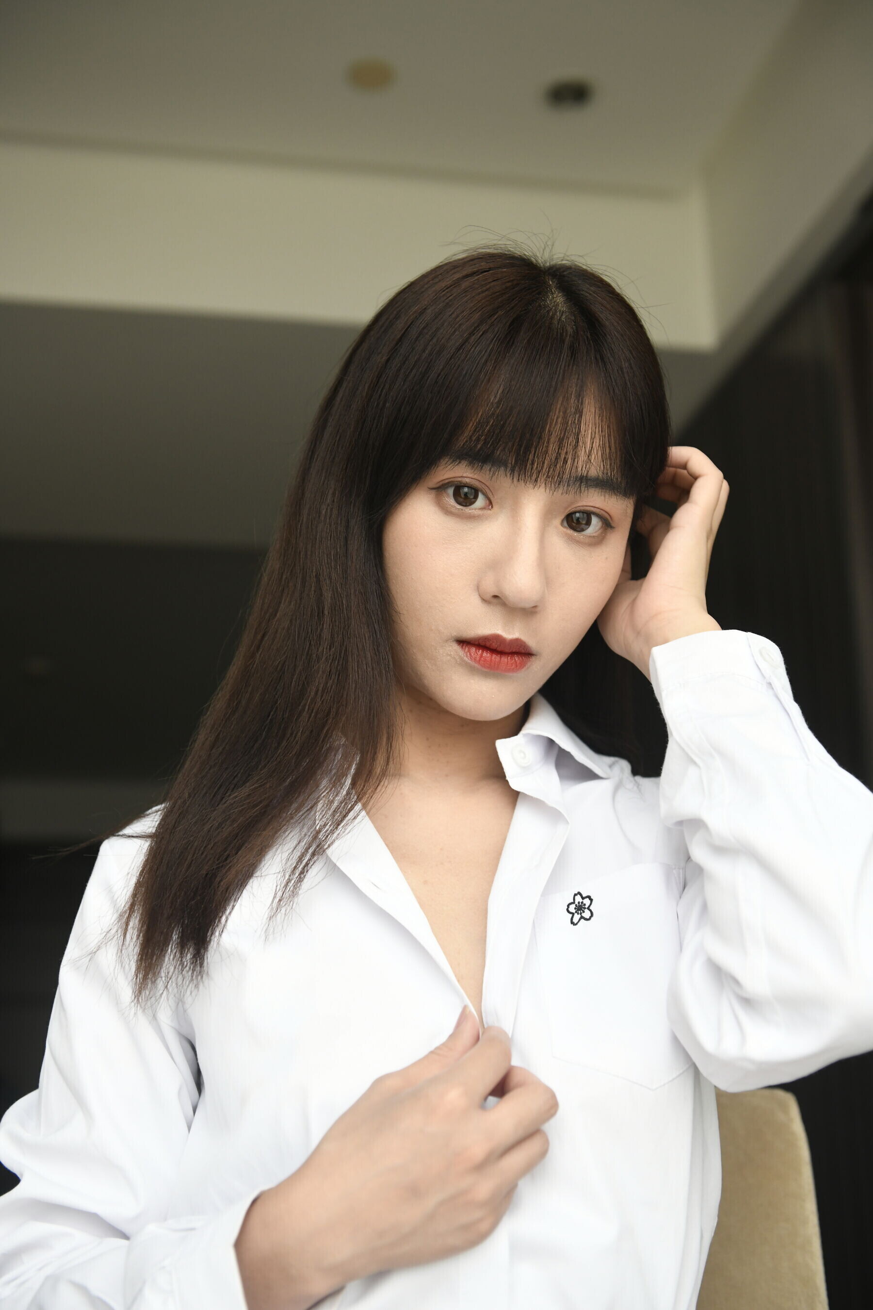 国模怜月大尺度人体私拍套图 20251030