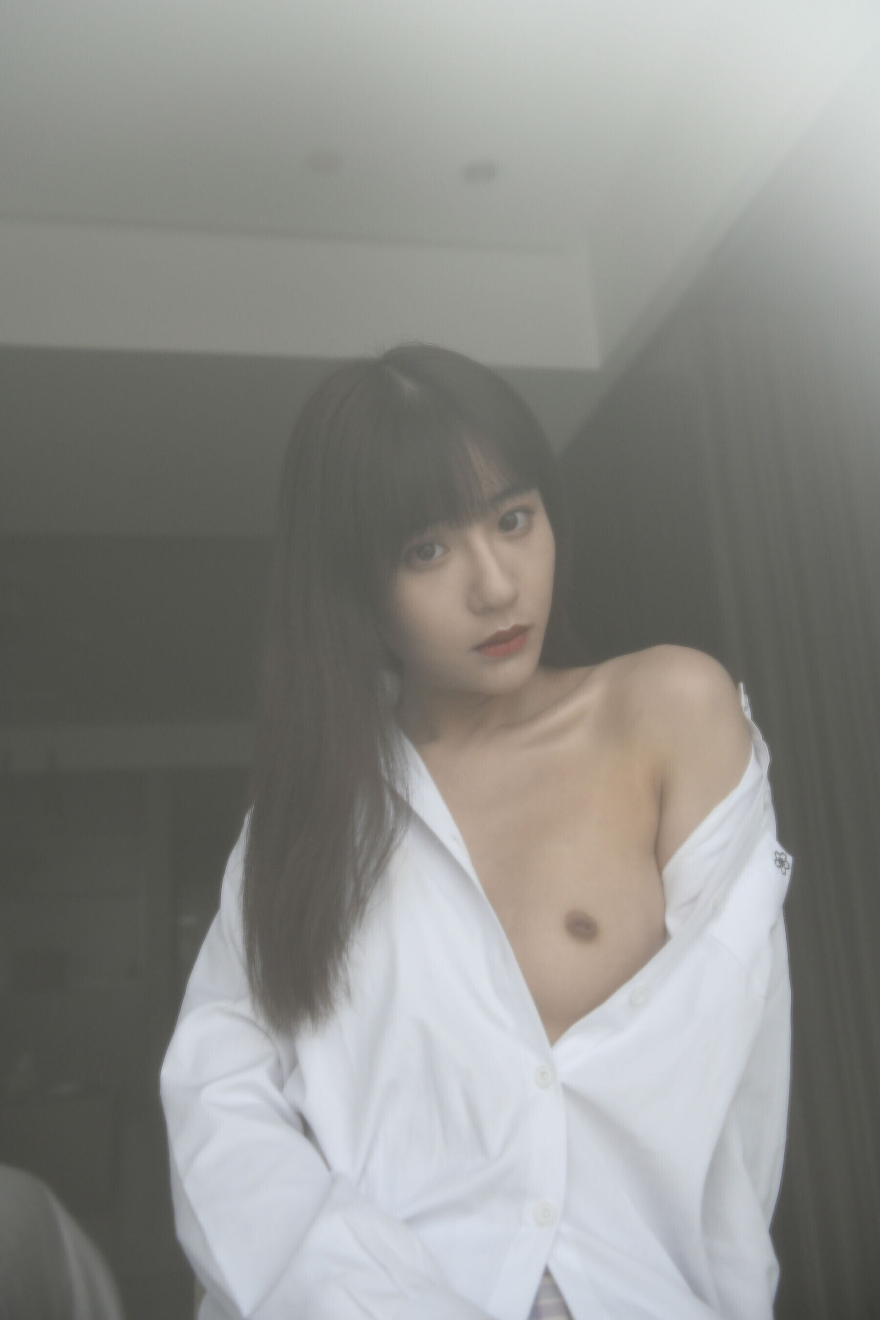 国模怜月大尺度人体私拍套图 20251030