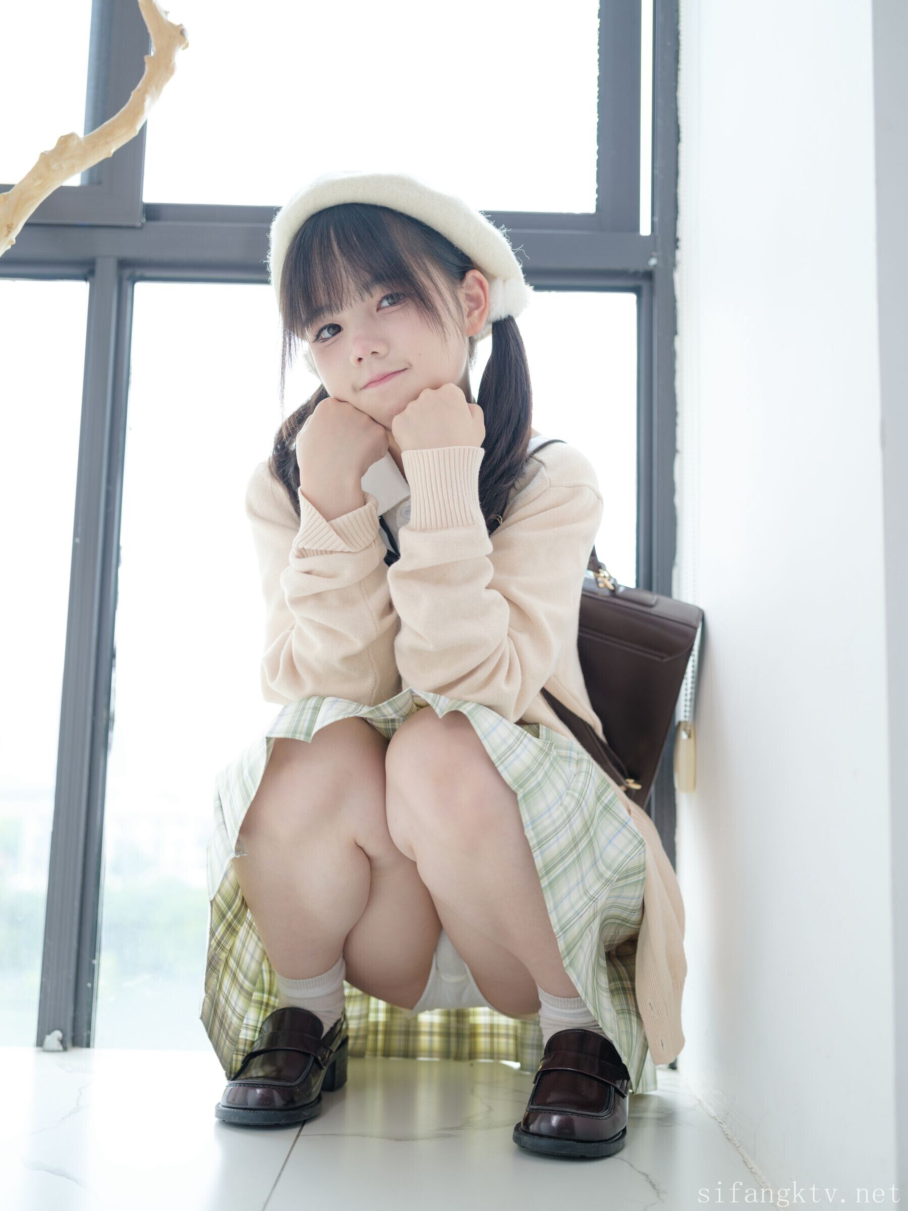 少女秩序-国模小鱼私房写真