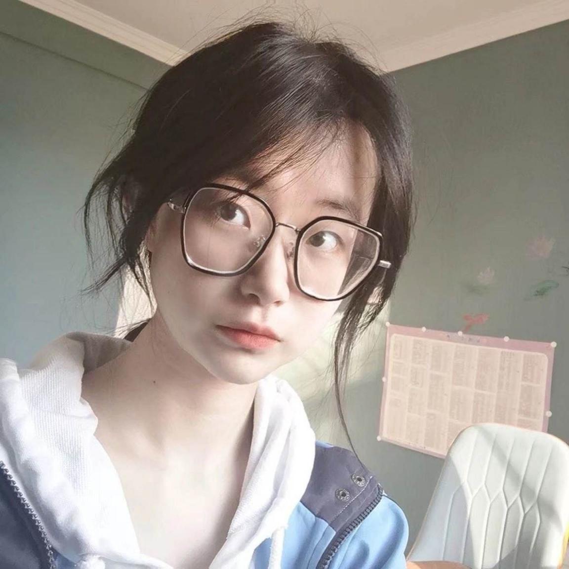 搜集的小学妹图片