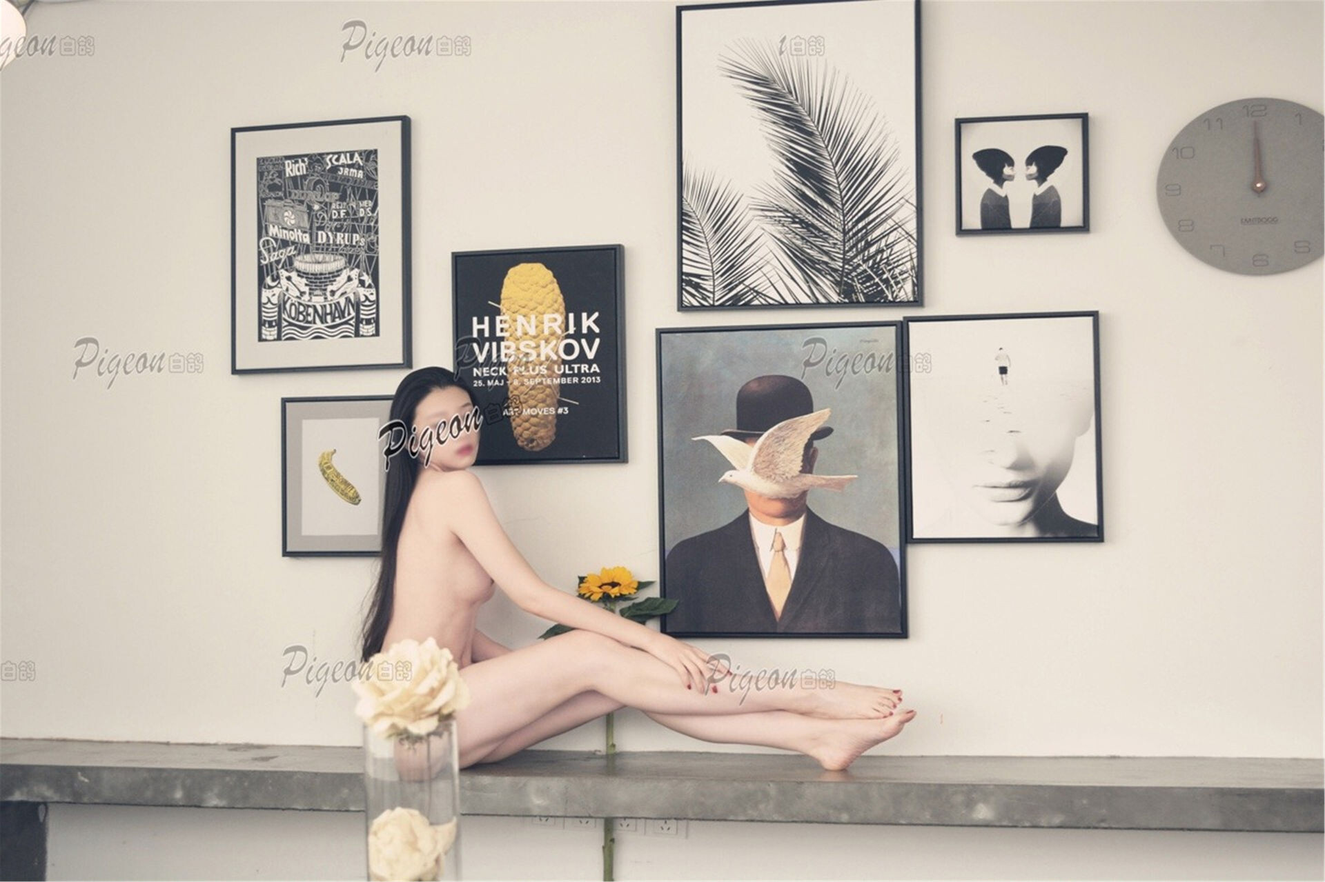 国模套图 极品网红pigeon