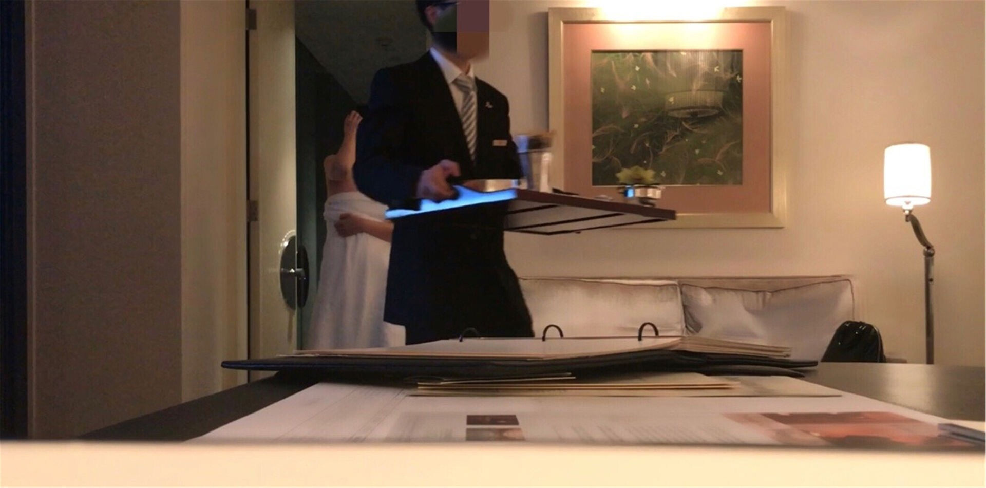 国模套图 极品网红pigeon