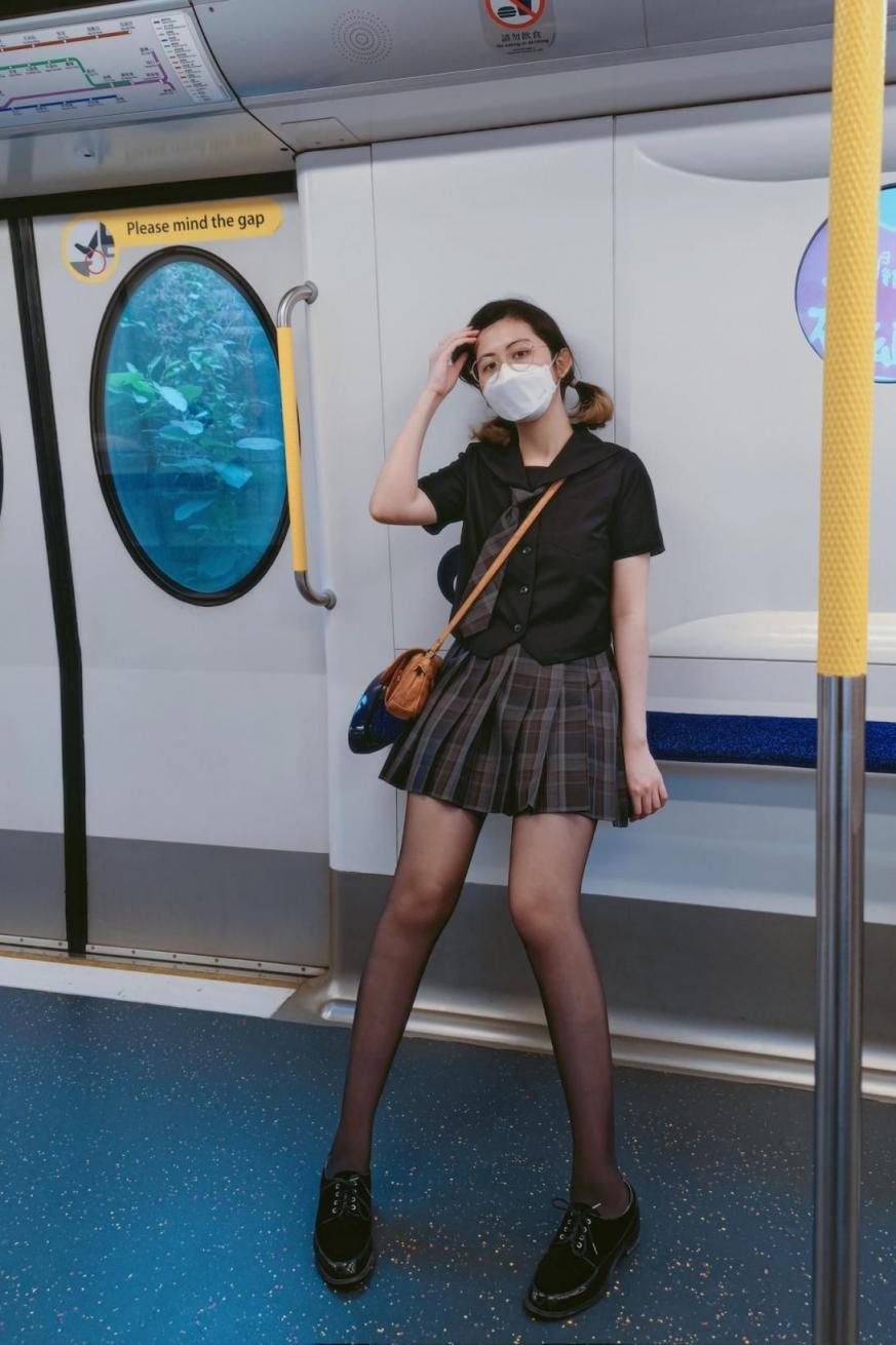 搜集的妹子图片-爱玩的小姐姐