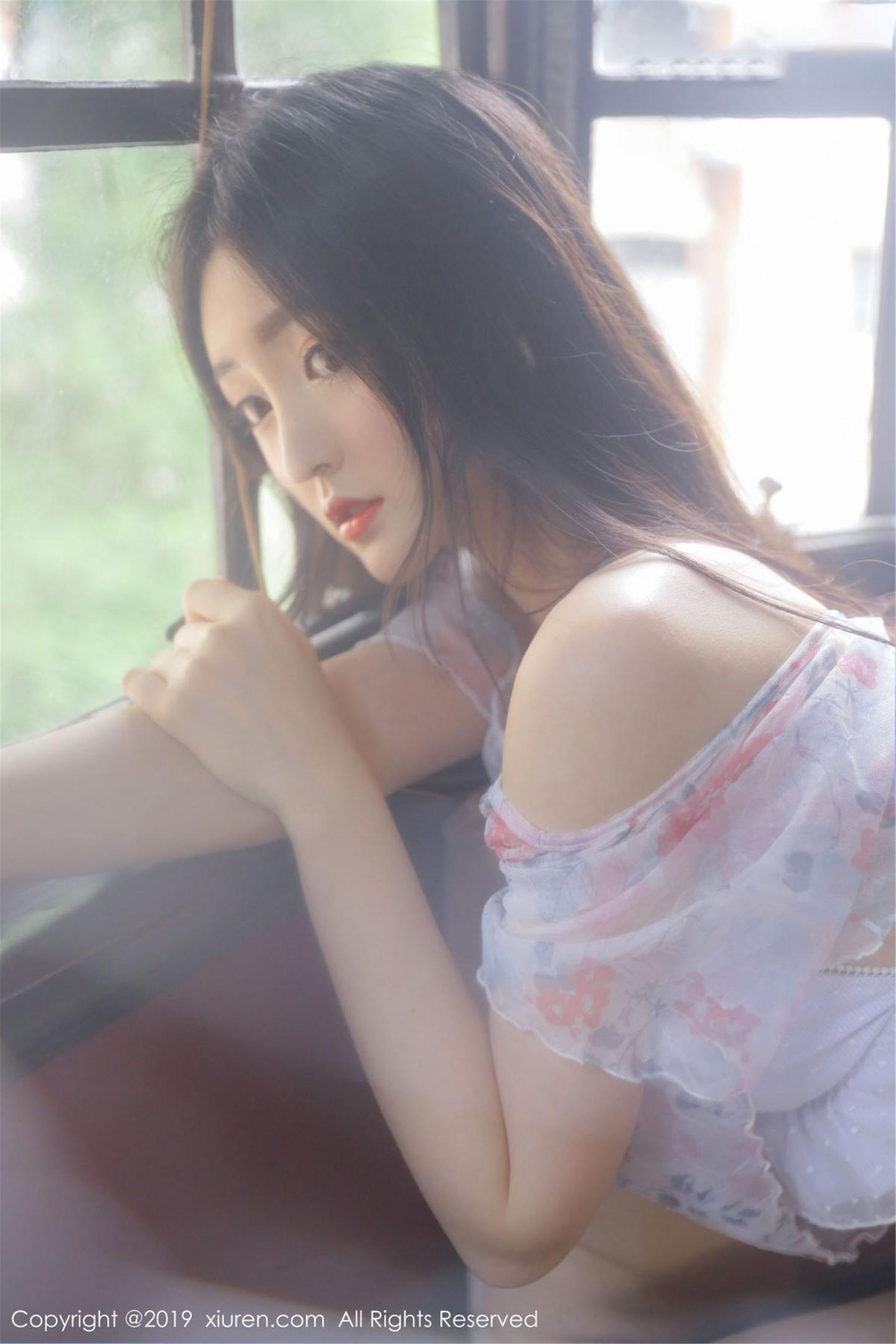 沈梦瑶朦胧唯美且不失娇媚诱惑的柔情私房