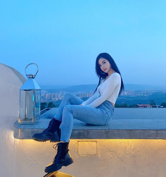 陈佩奇辣妹日记诱惑迷人[20251204]