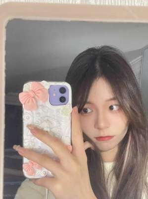 顶级大长腿颜值小红书美女博主不雅XXOO视图流出，口含大J8的样子很臊