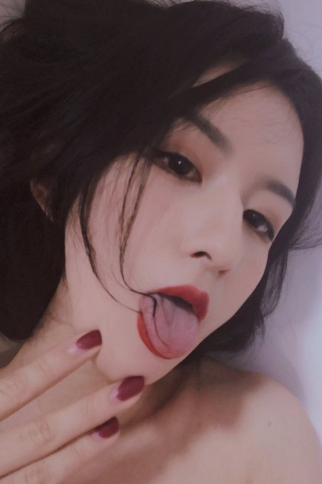 搜集的妹子图片-荤素搭配