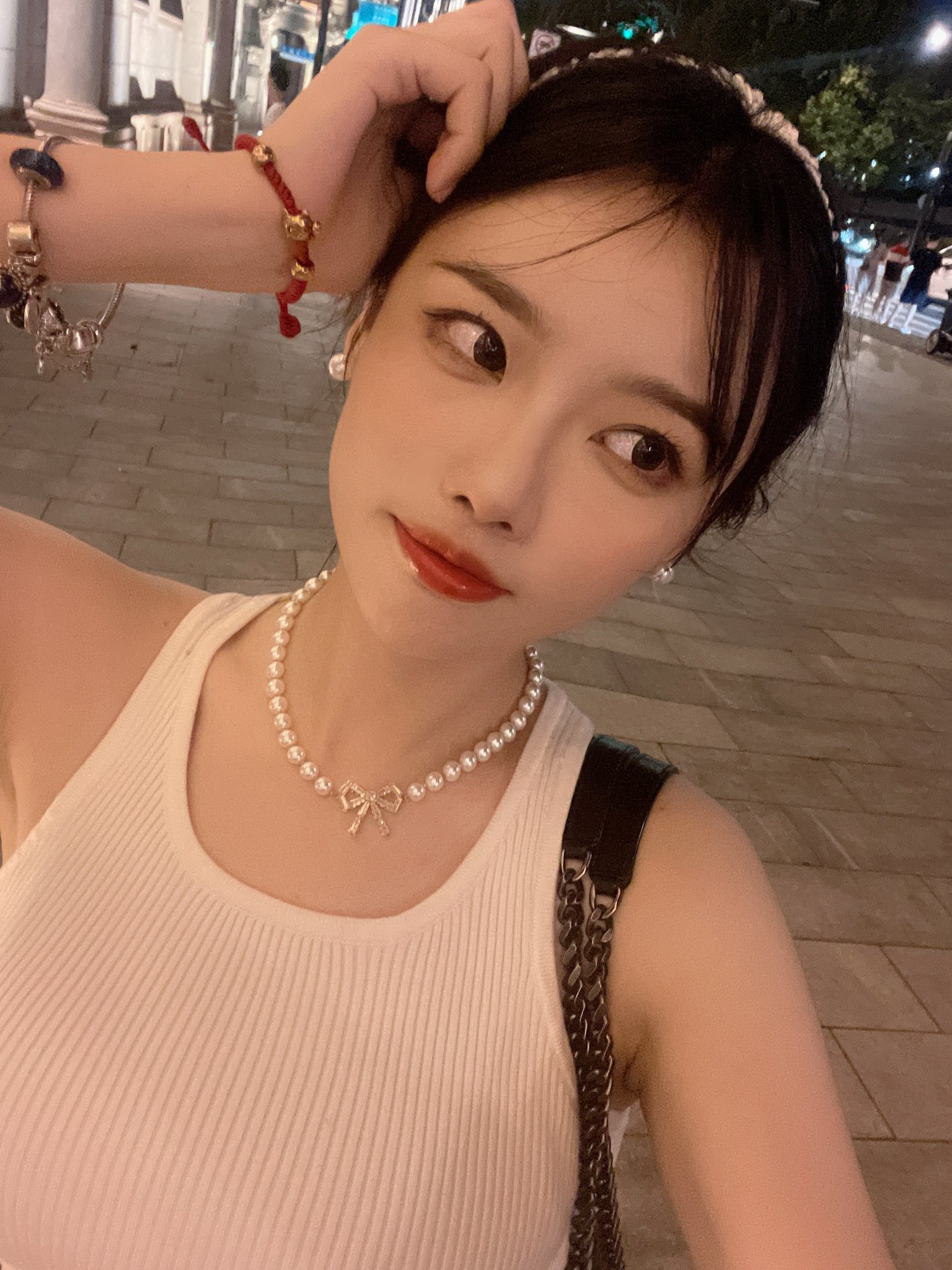 搜集的妹子图片-荤素搭配