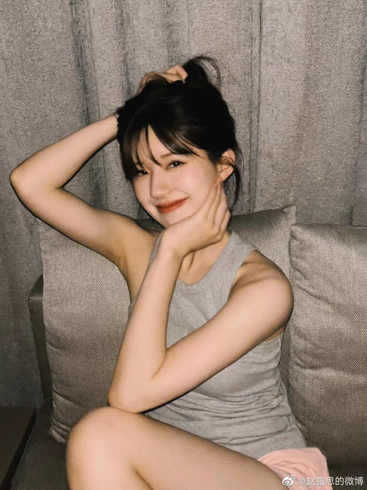 搜集的妹子图片-荤素搭配