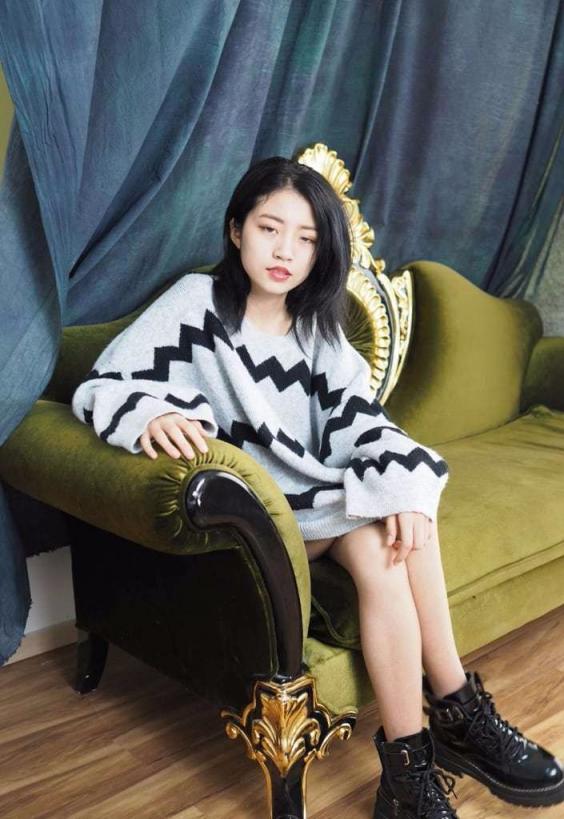 国模晨晨大尺度人体私拍套图