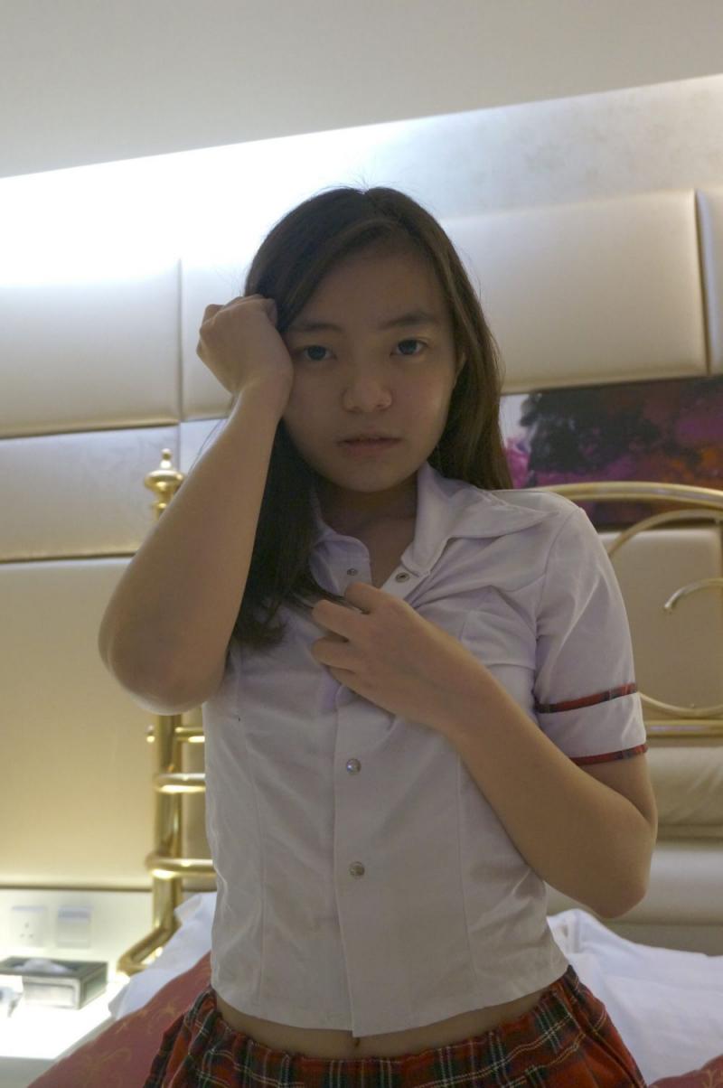 清纯又妖娆的妹子