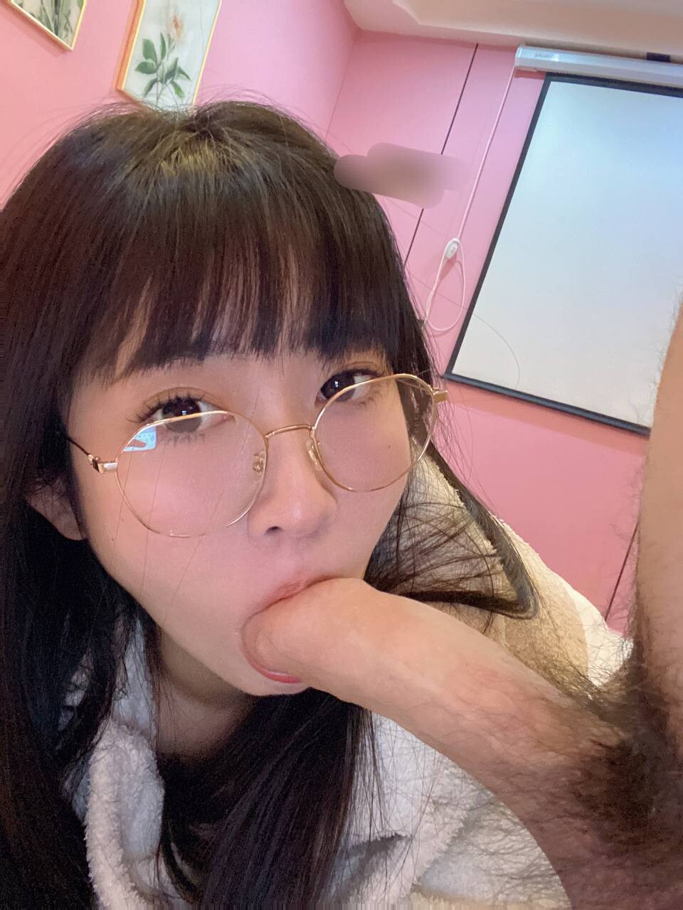 [少妇口交]清晨一口 神清气爽 当她们含情脉脉的望着那个巨阳之物，吞吐之间全是深情，就问你心动不