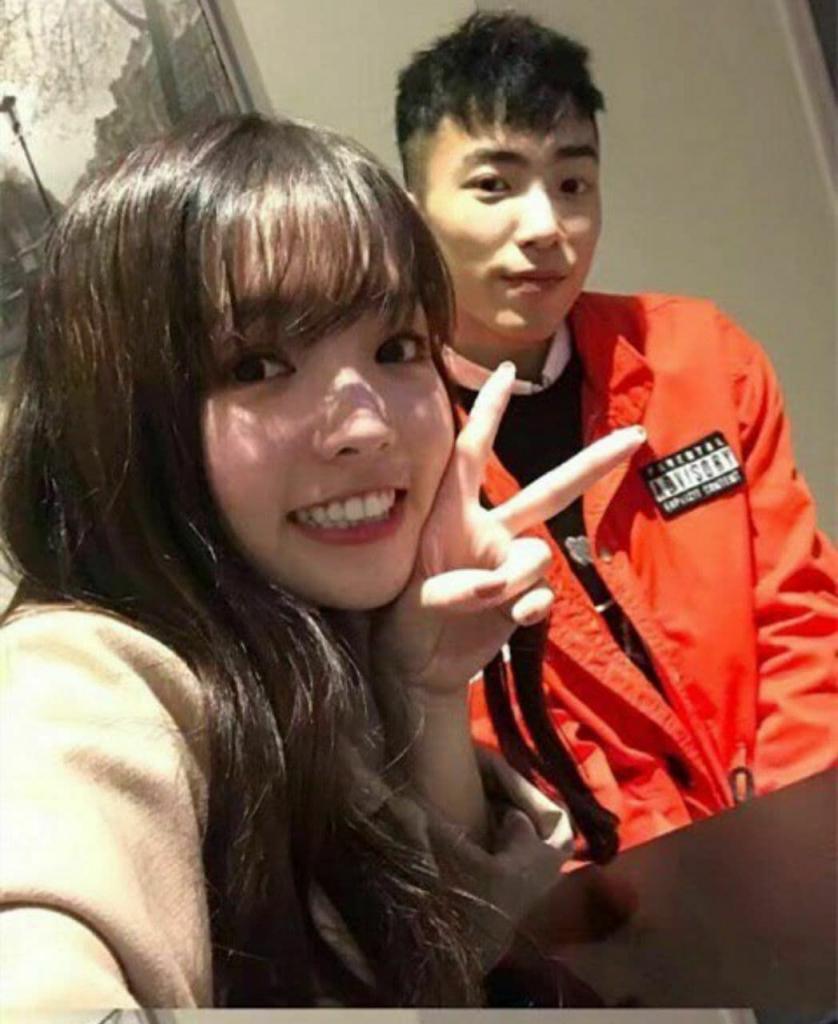 那些年撸过的小骚逼