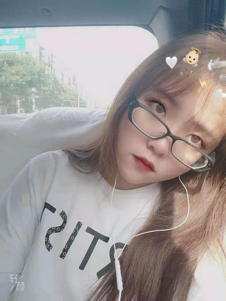 那些年撸过的小骚逼