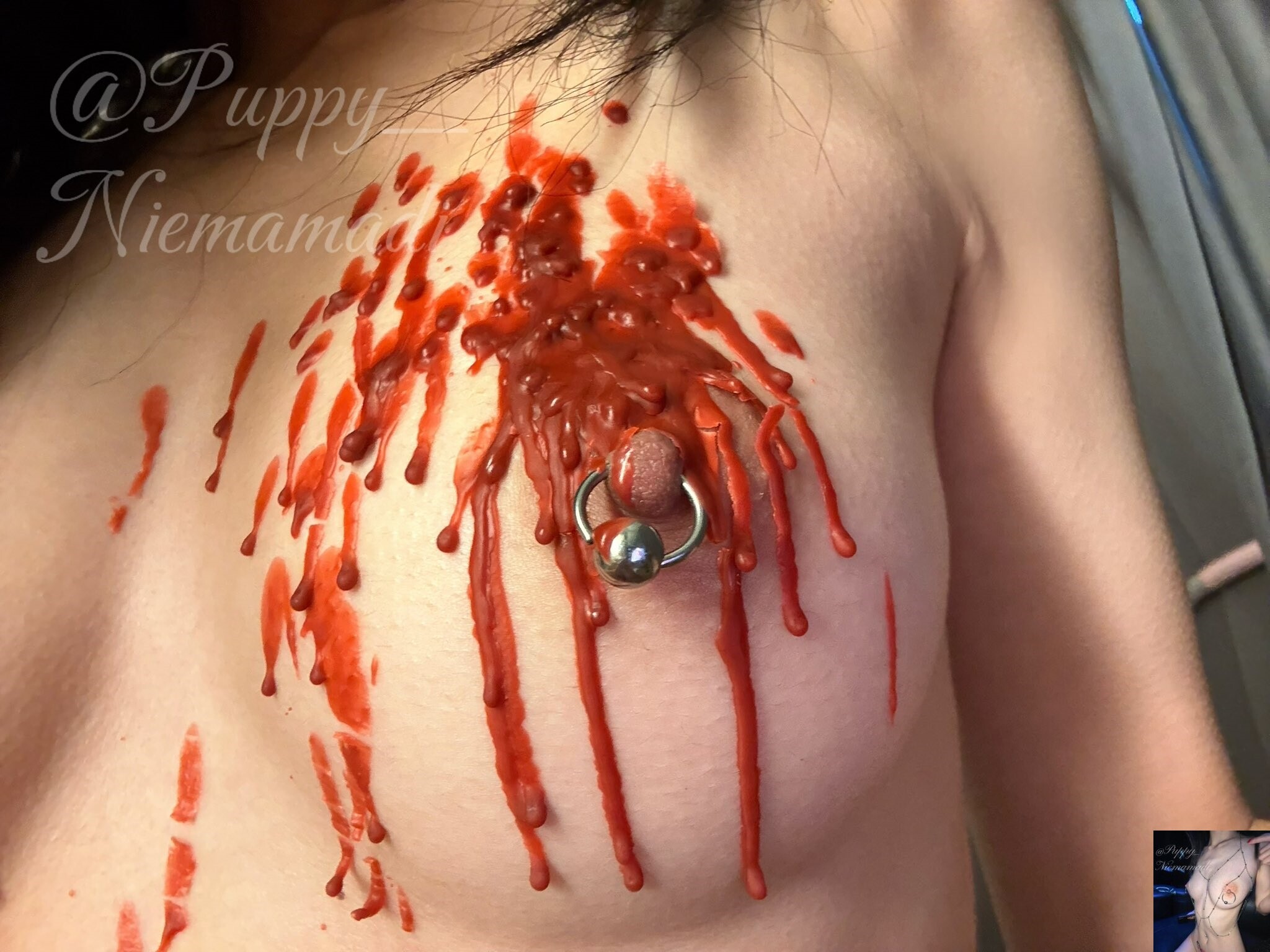 在校乳环白虎少--穿孔