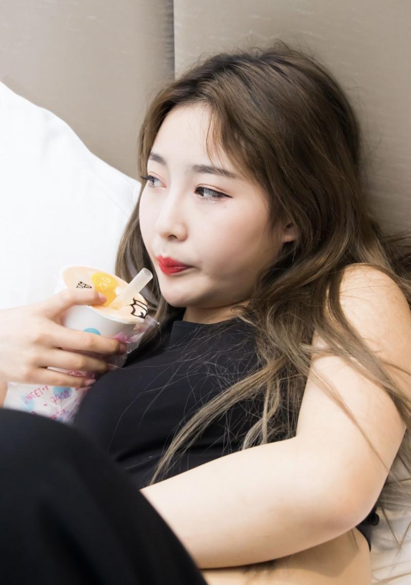 顶级鲜嫩的极品小姐姐