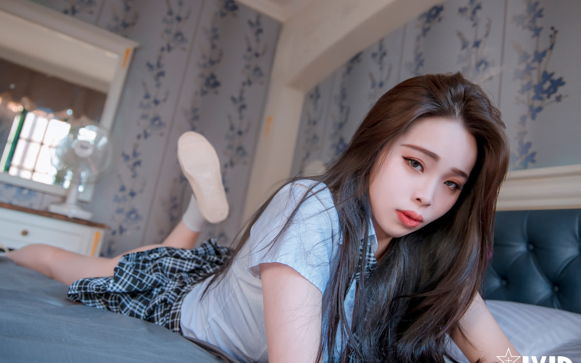 模特写真分享里琳 - 魅惑模特四点露,这已经不是色而不淫了