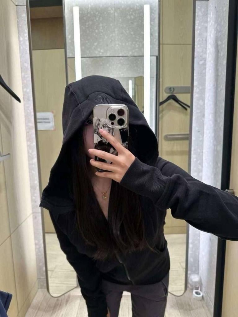 看看是不是你们的母狗学姐