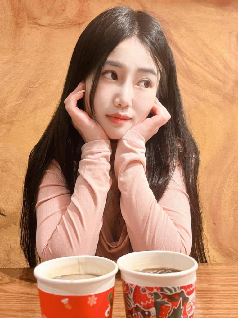 深圳小梨涡深耕网黄露出之路